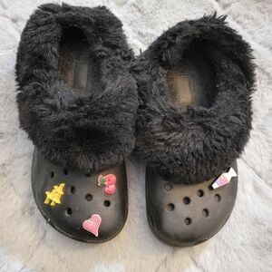 CROCS Classic Mammoth Fur Lined Black Fuzzy Clogs With Gems
